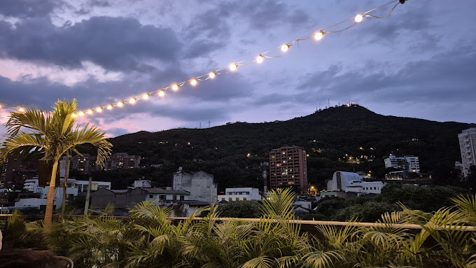 Imagen de Rooftop 8.17